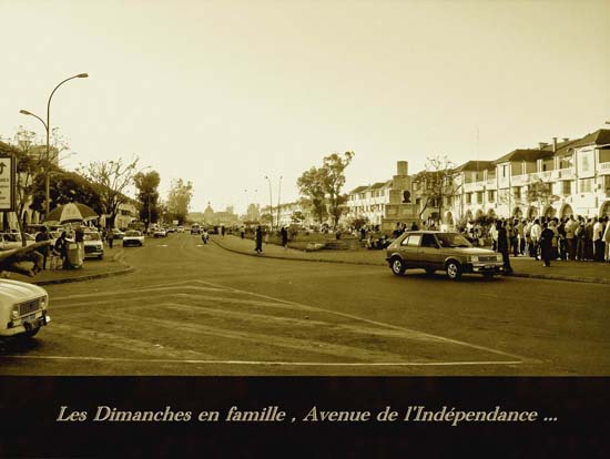 0948_ Antananarivo_Avenue de l'Indépendance